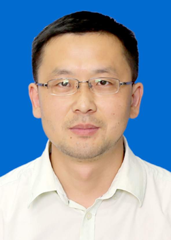 李喜宝照片.png