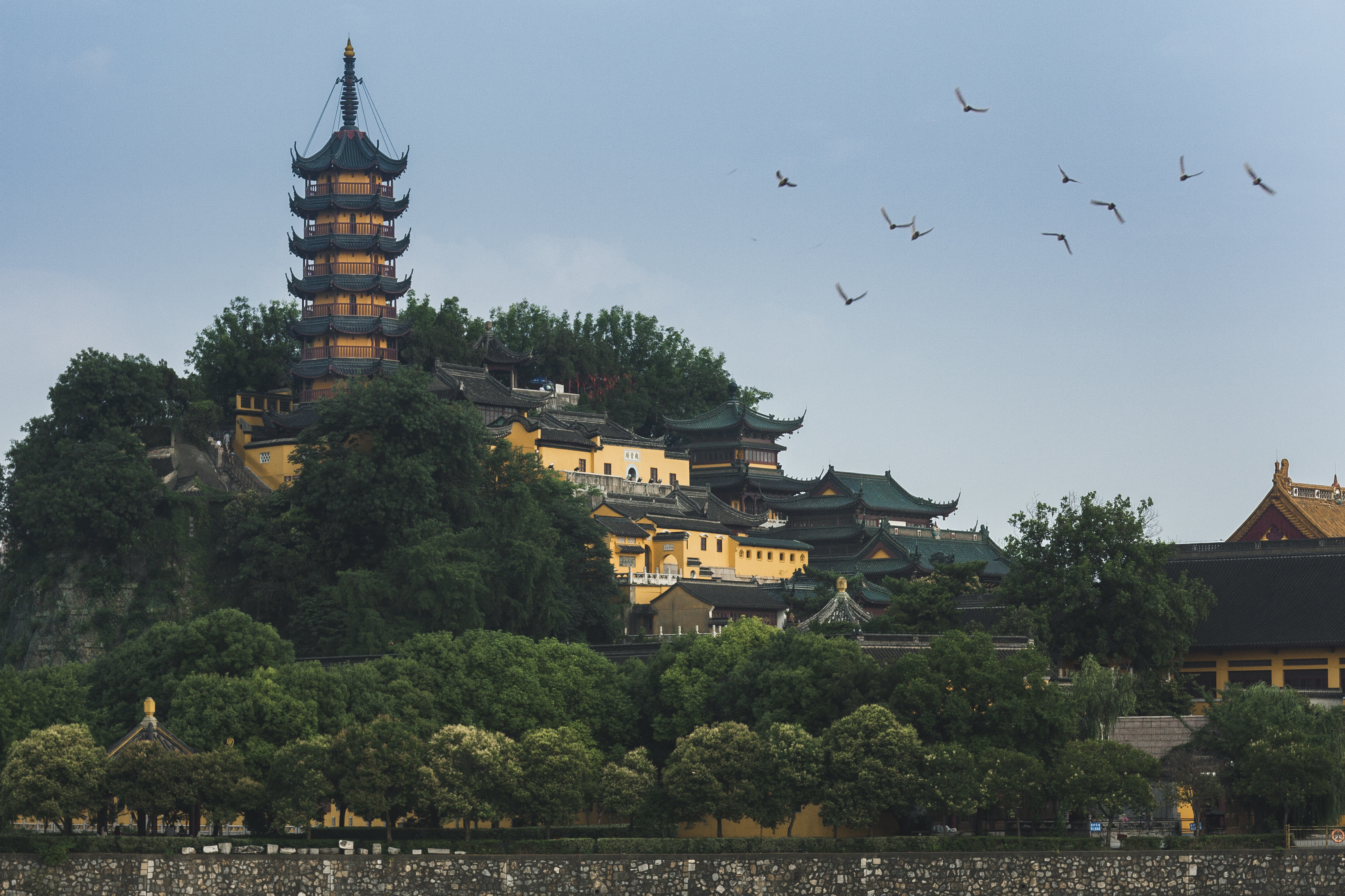 摄图网_501593104_金山寺(企业商用).jpg
